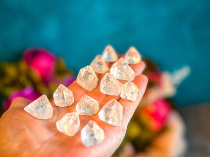 Apophyllite Pyramids, Apophyllite points, Raw apophyllite