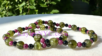 Natural Crystal Leo Zodiac Stretch Bracelet